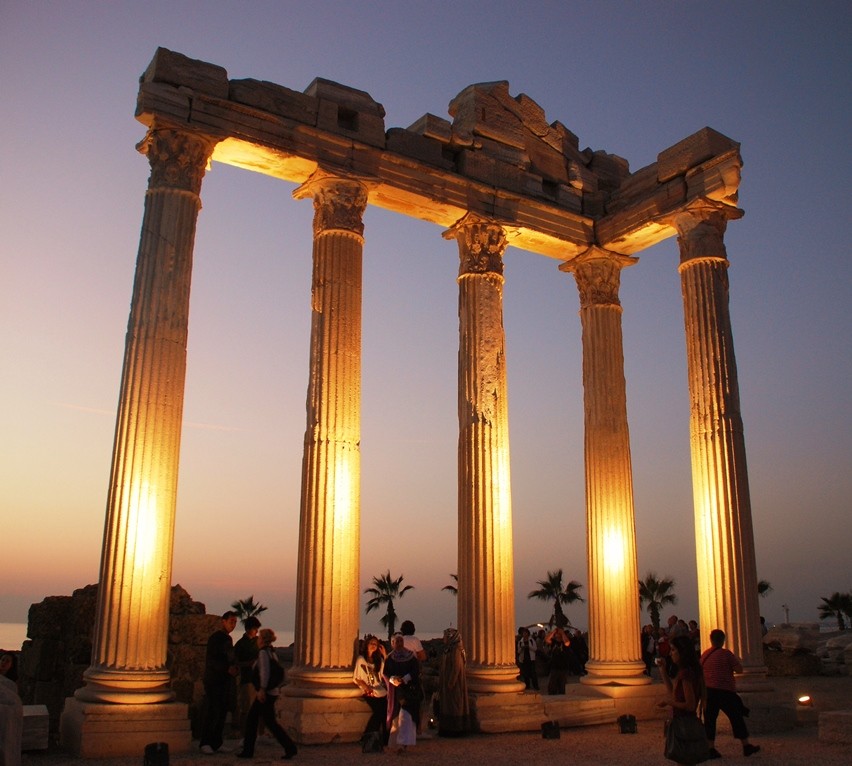 Don't Return Without Seeing These Places in Antalya