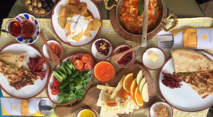 7 Best Breakfast Places in Antalya